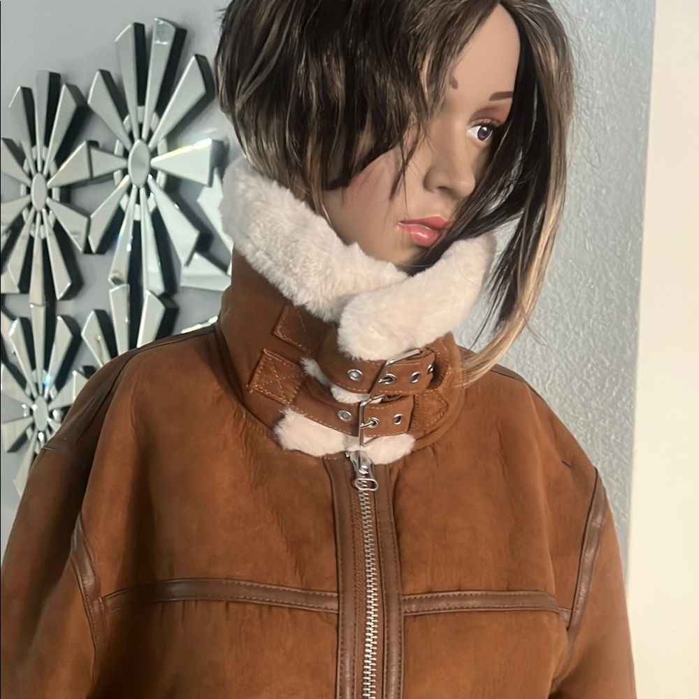DIVIDED Women's Brown Shearling Suede jacket/ Artificial skin fur inside Sz L